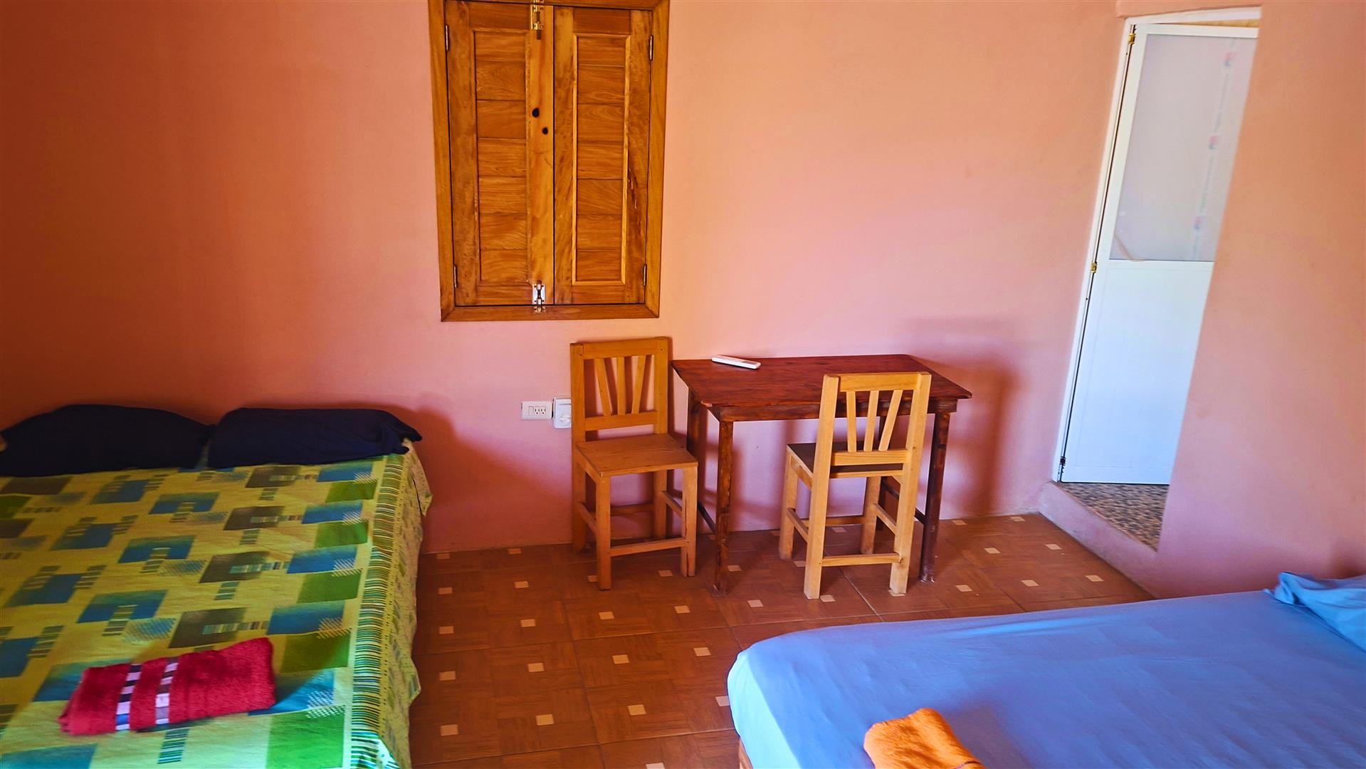 Doble con Aire Acondicionado