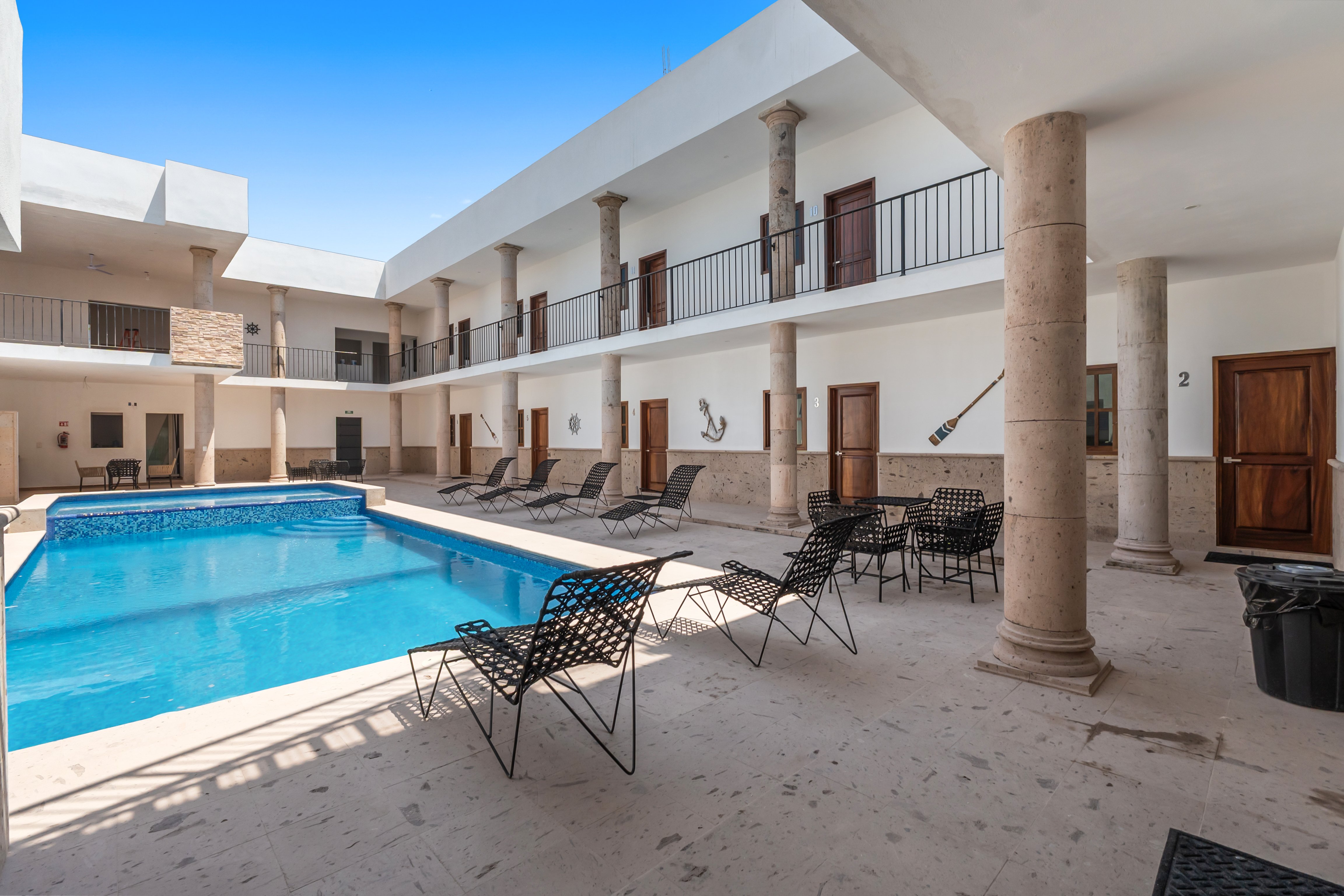 Casa Nacho Hotel, 2-Bedroom, 1-bath, Pool, Second Floor 