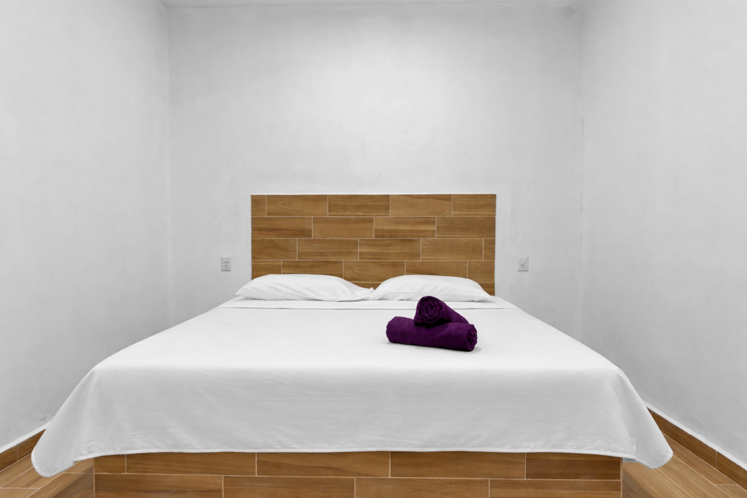 Casa Nacho Hotel, 2-Bedroom, 1-bath, Pool, Second Floor 