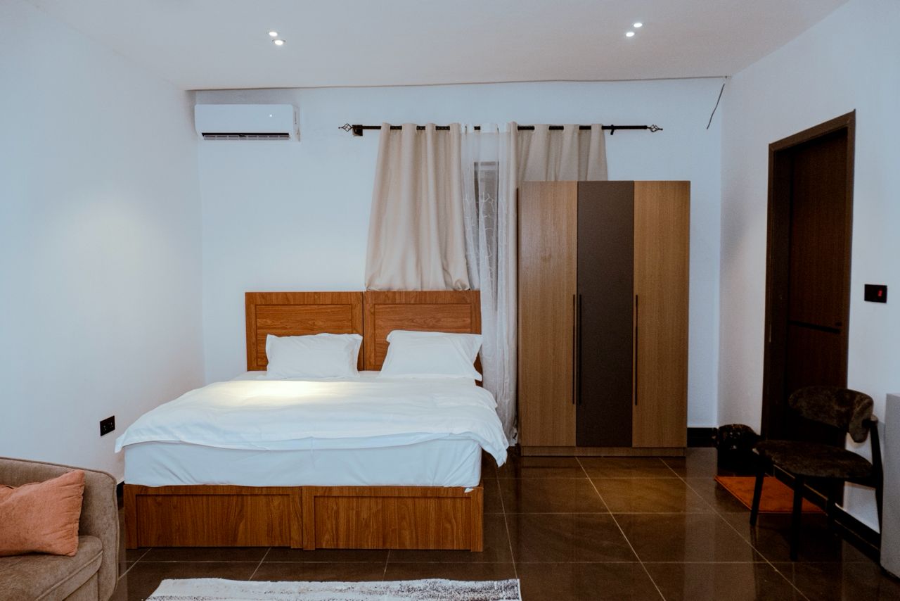 Deluxe King Bed with Kitchenette