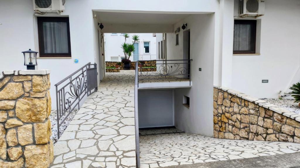 Διαμέρισμα 1