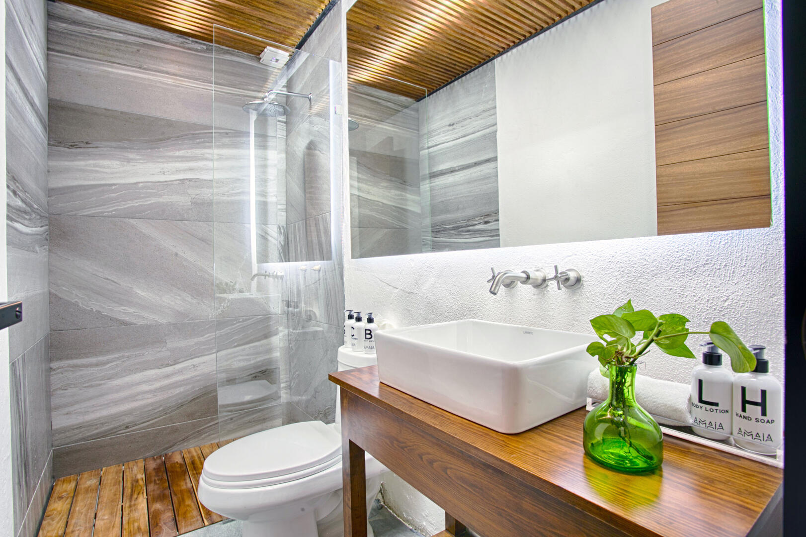Te ´eca (piedra) Club Room