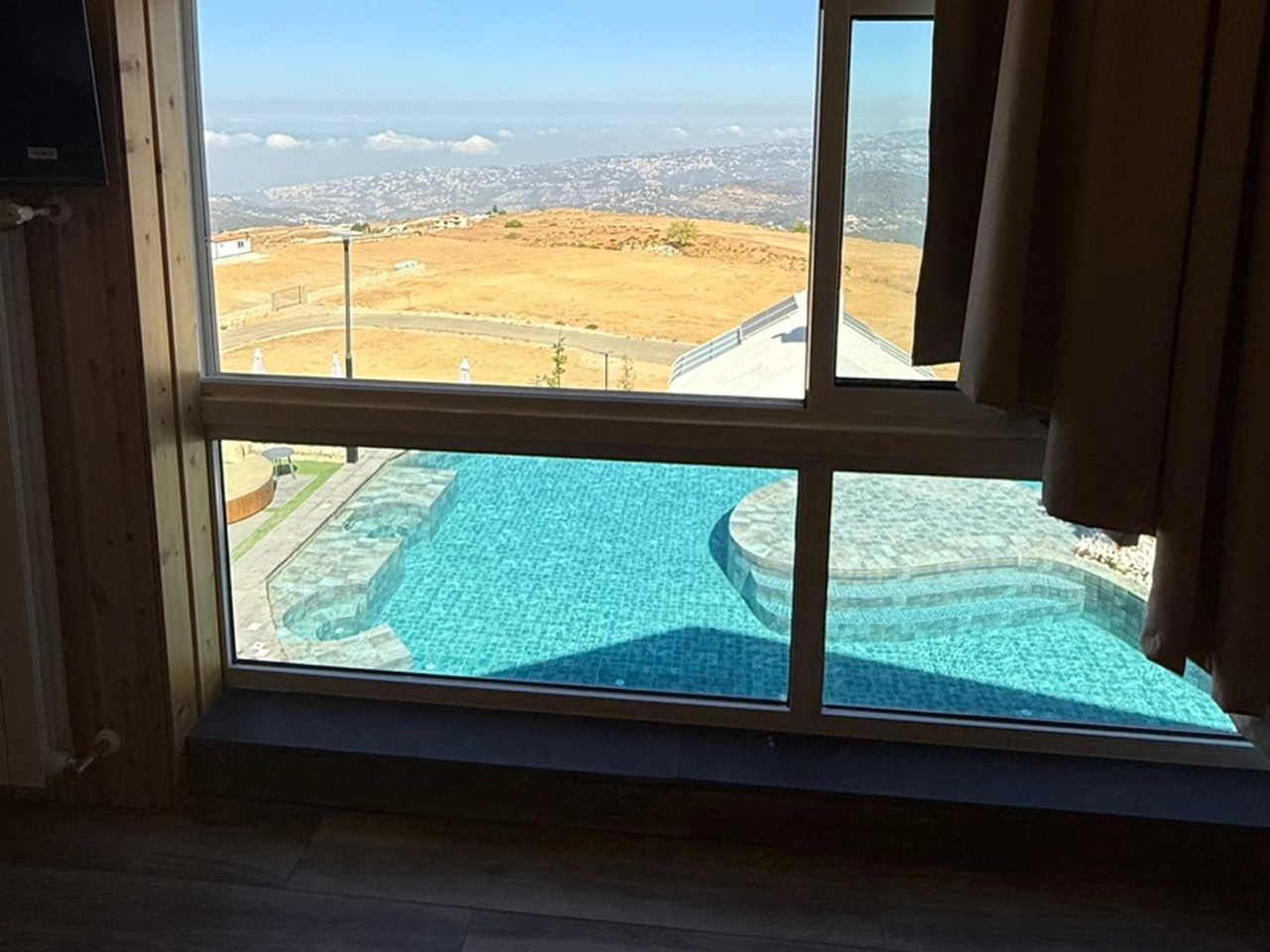 Suite #10