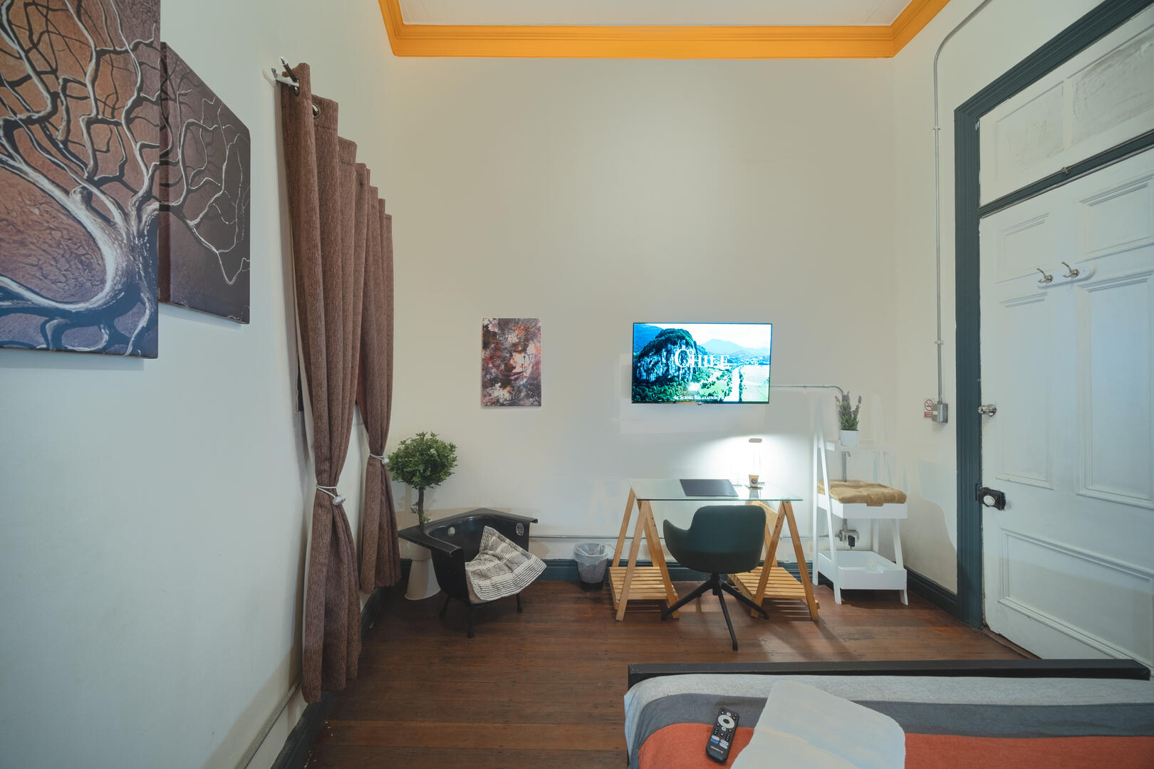 (H11) PRIVADA x2 · BAÑO COMPARTIDO · Habitación doble con 1 cama matrimonial