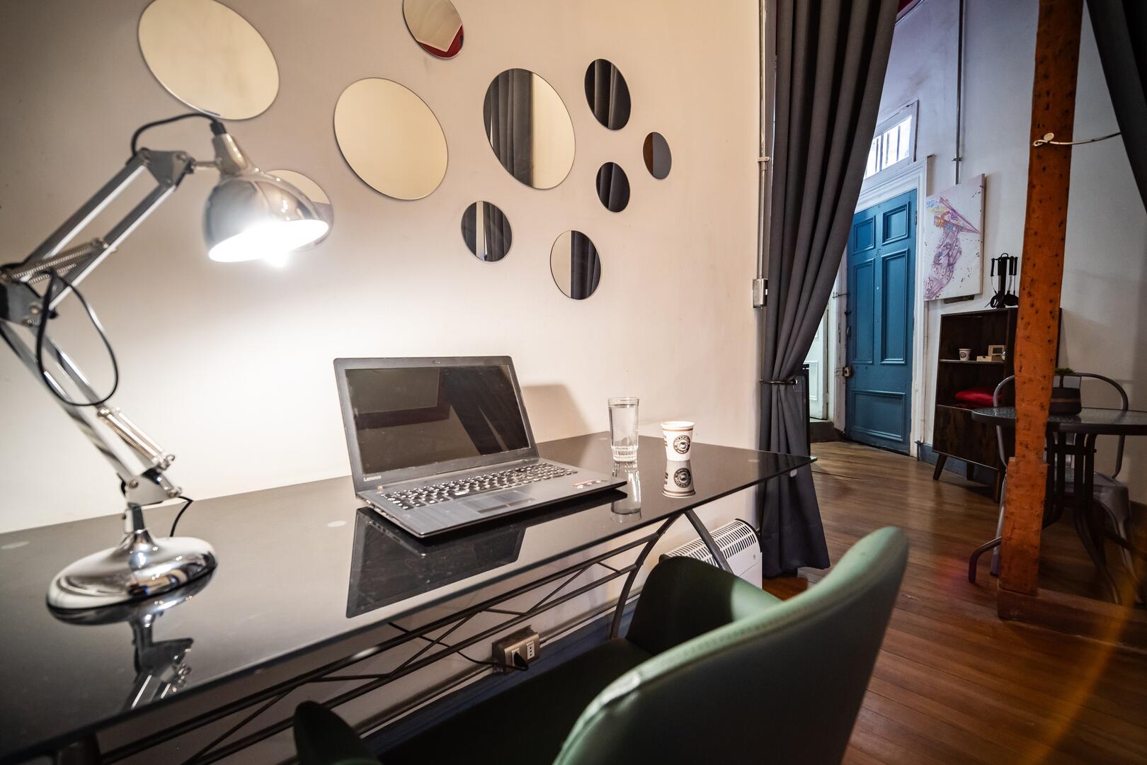 (H12) PRIVADA x2 · BAÑO PRIVADO · Habitación triple con 1 cama matrimonial y cocina