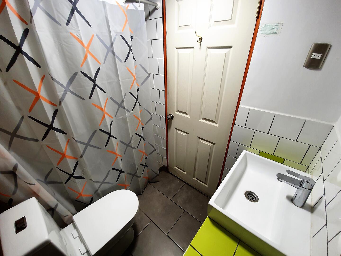 (H6) PRIVADA x2 · BAÑO PRIVADO · Habitación doble con 1 cama king o 2 camas individuales