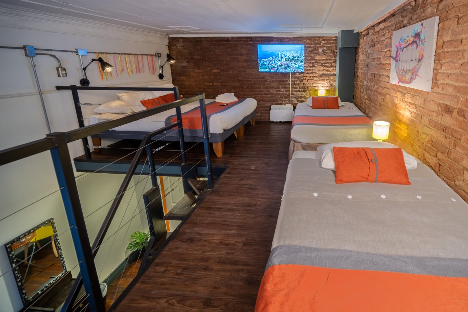 (H6) PRIVADA x2 · BAÑO PRIVADO · Habitación doble con 1 cama king o 2 camas individuales