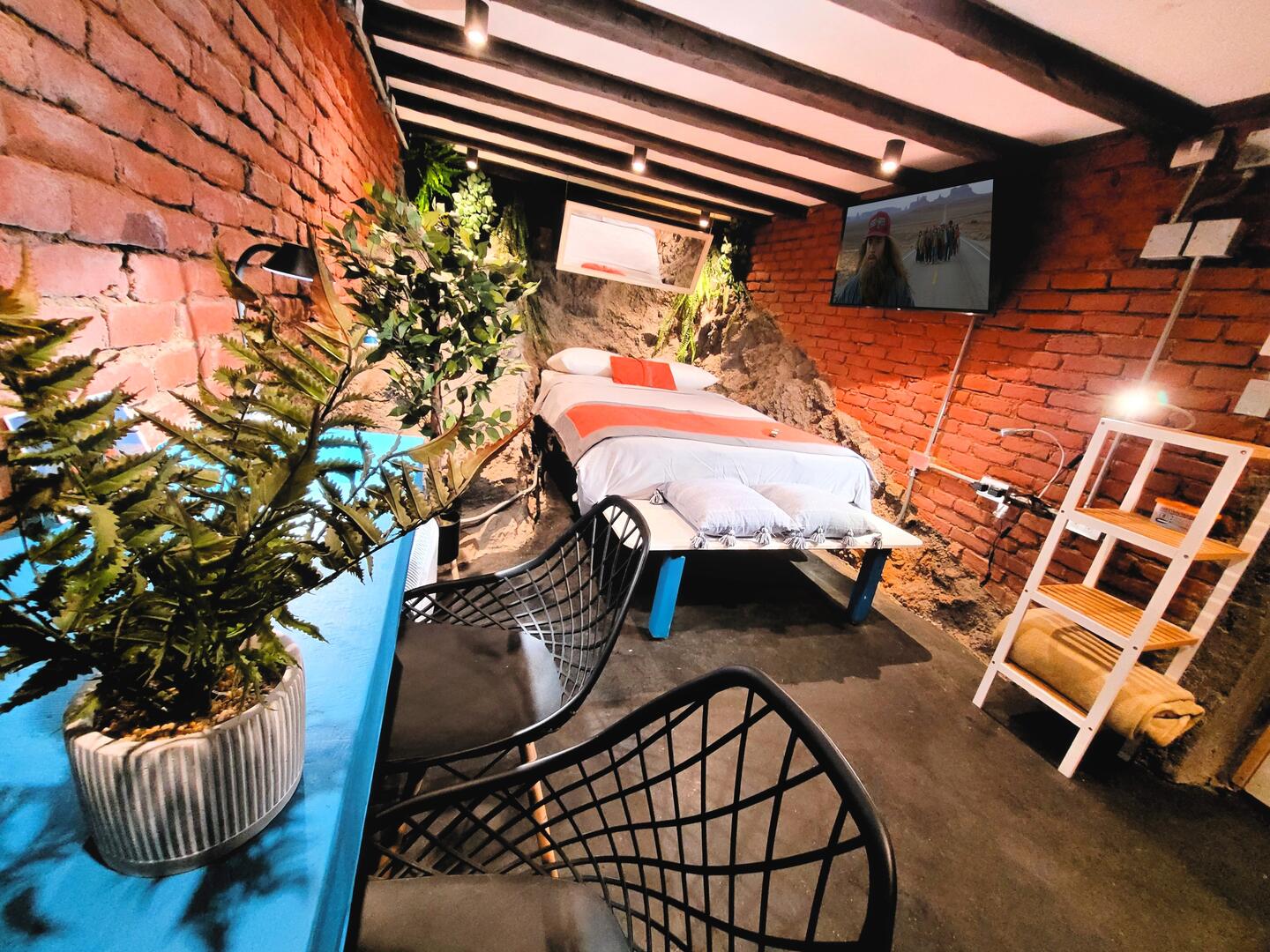 (Z2) PRIVADA x2 · BAÑO PRIVADO · Habitación doble con 1 cama matrimonial