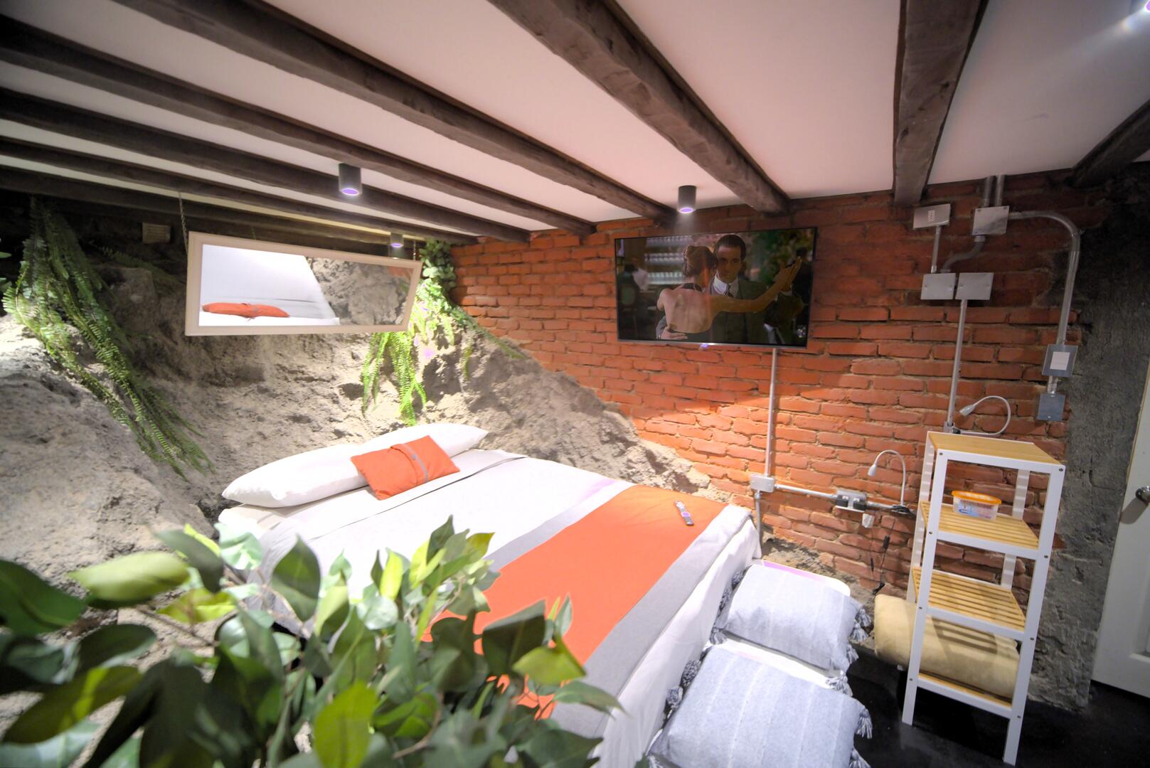 (Z2) PRIVADA x2 · BAÑO PRIVADO · Habitación doble con 1 cama matrimonial