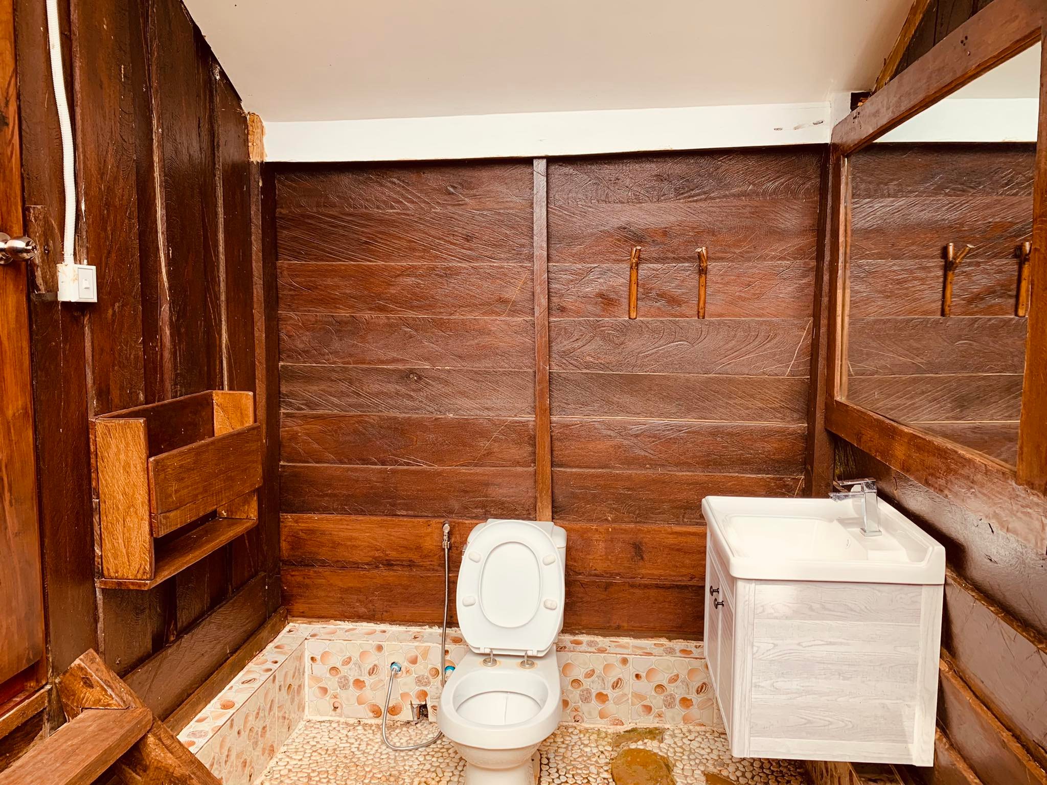 Triple Family Wooden Lodge