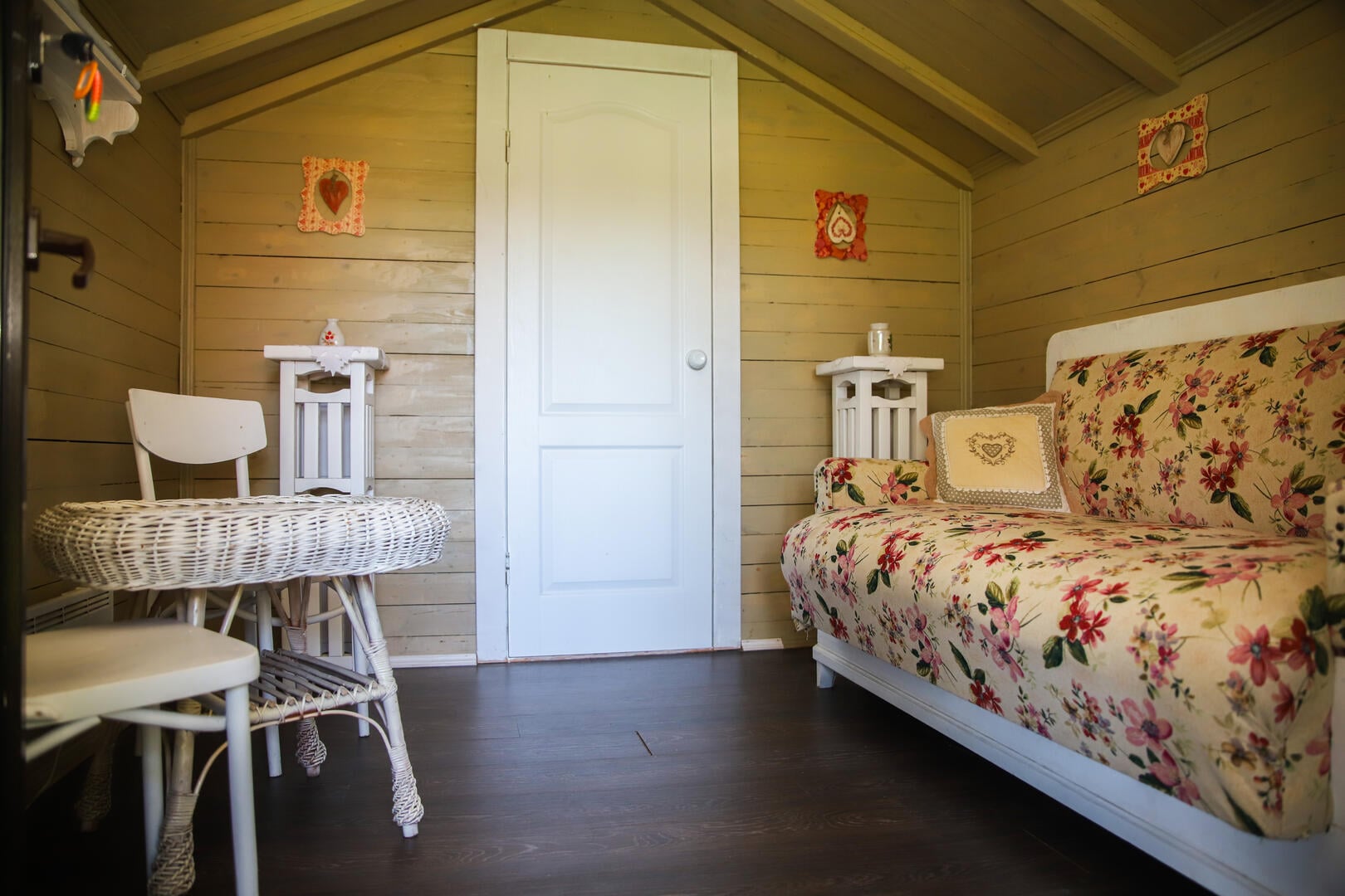 One-Bedroom Hause 8